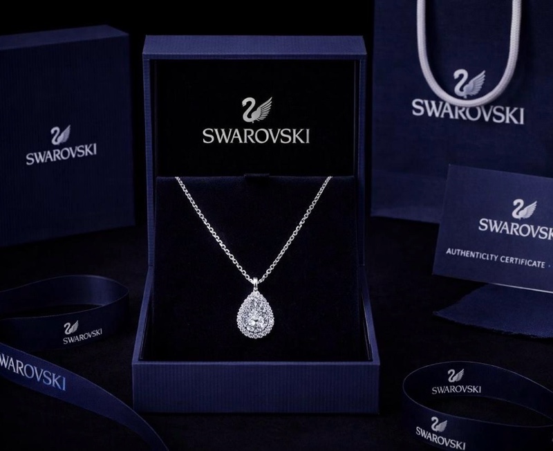 سلاسل سواروفسكي