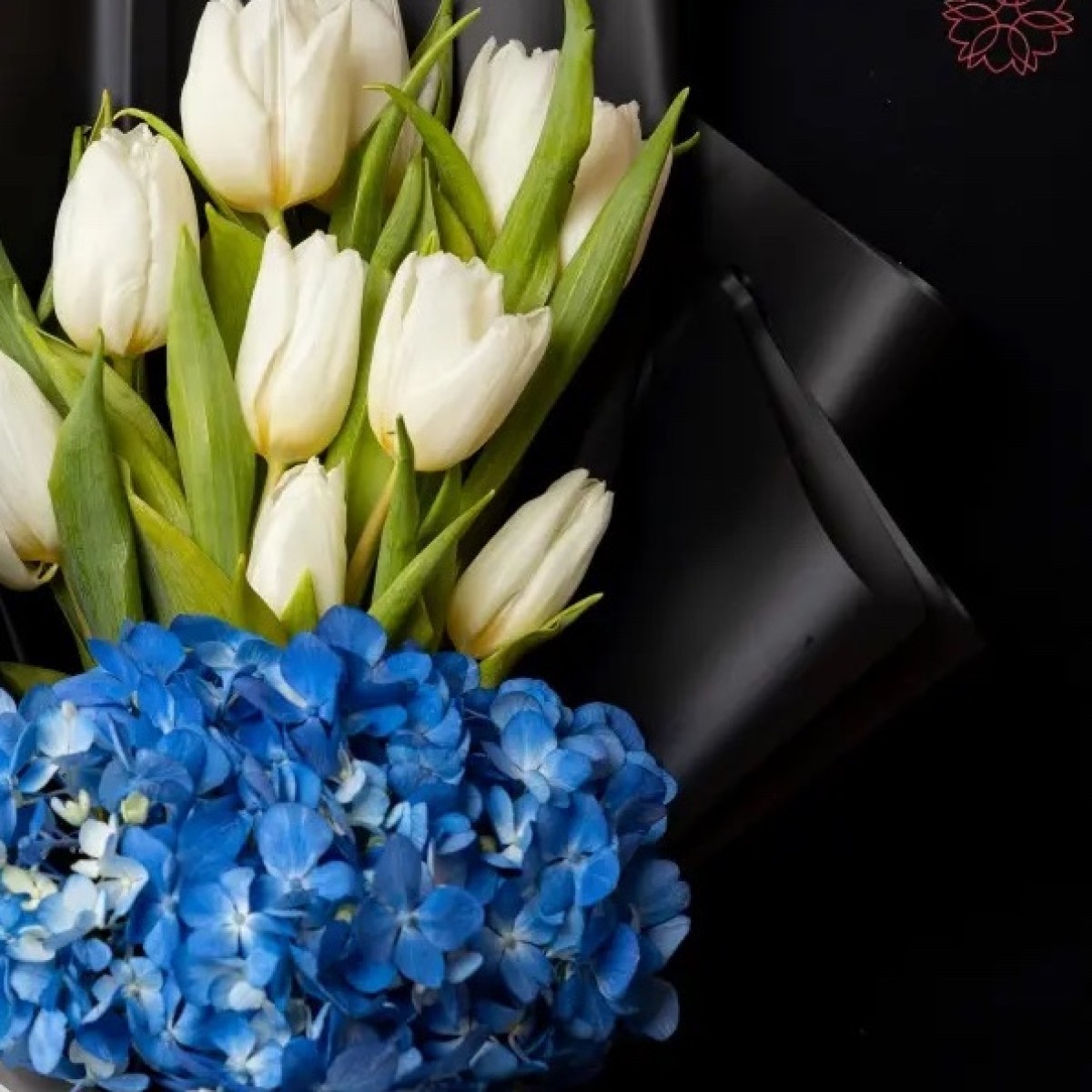 بوكيه ورد زنبق وتوليب